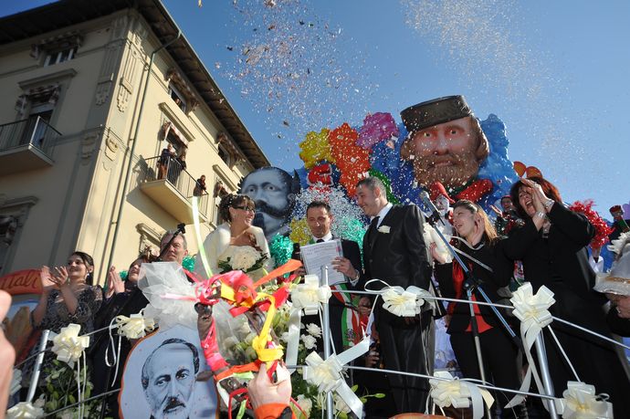 Ingrandisci la foto